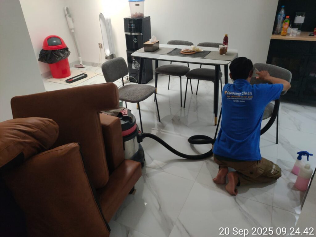 Jasa Cuci Sofa Putat Nutug Blessing Clean: Bersih Total dengan 5 Tahap Treatment