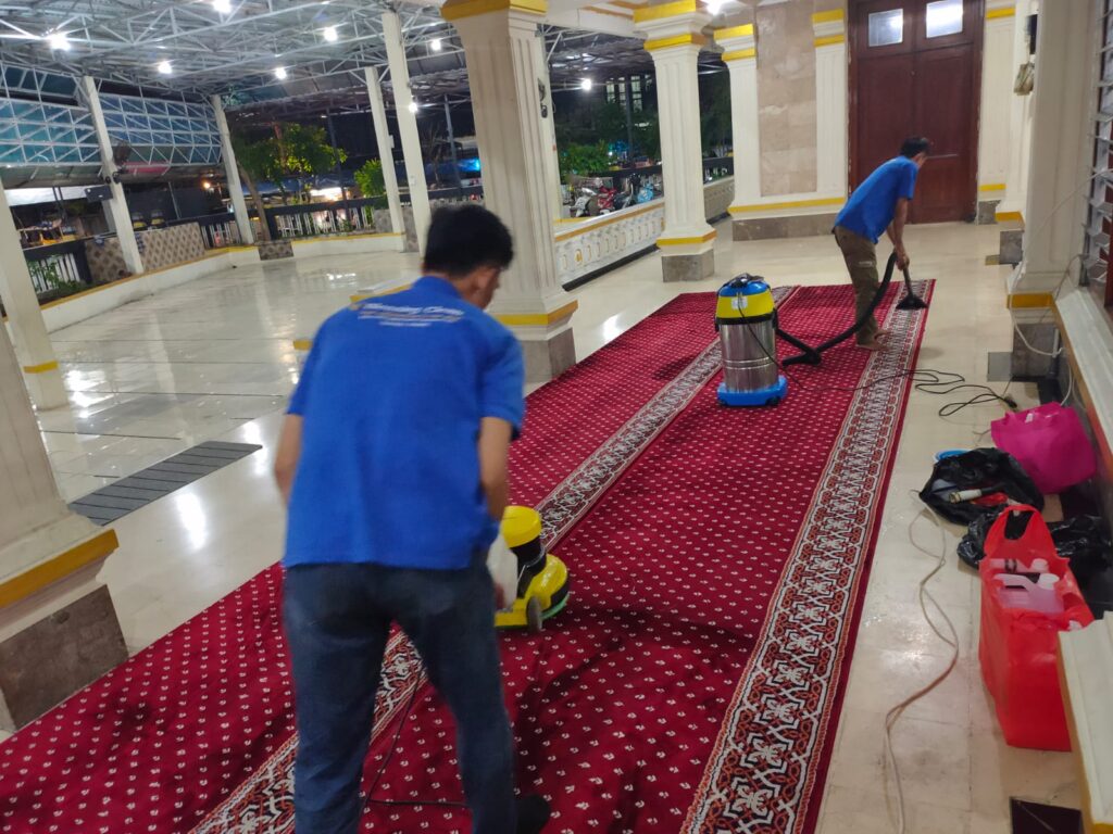 Cara Membersihkan Karpet dengan Benar Tanpa Merusak Serat dan Warnanya