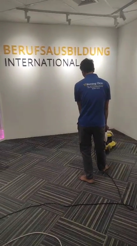 Jasa Cuci Karpet Kantor Setia Budi Profesional & Bergaransi | Blessing Clean